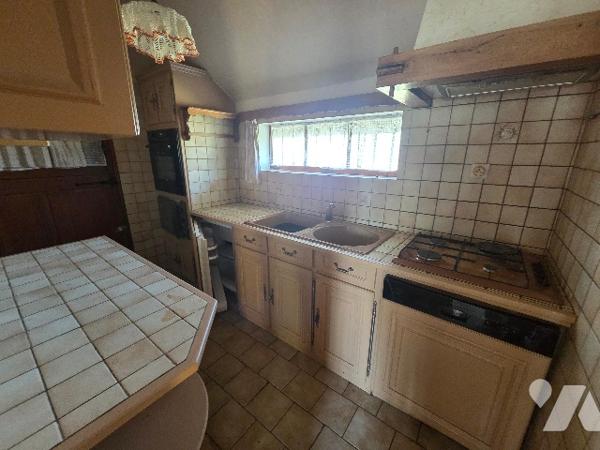 A 5KMS D'YVETOT maison de village d'~92m², sur terrain d'~455m². 3 chambres.