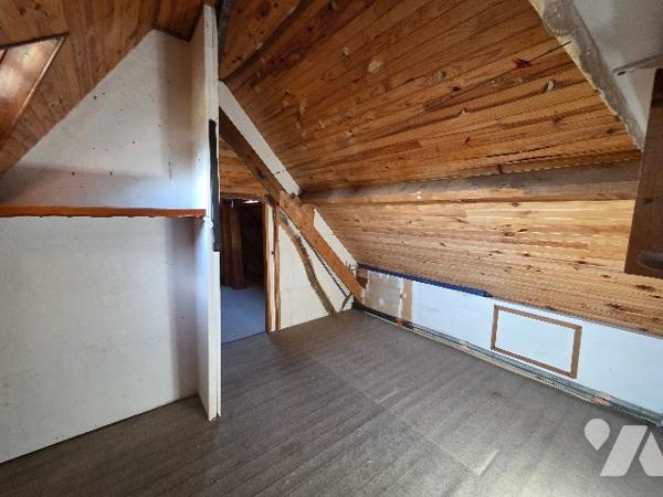 A 5KMS D'YVETOT maison de village d'~92m², sur terrain d'~455m². 3 chambres.