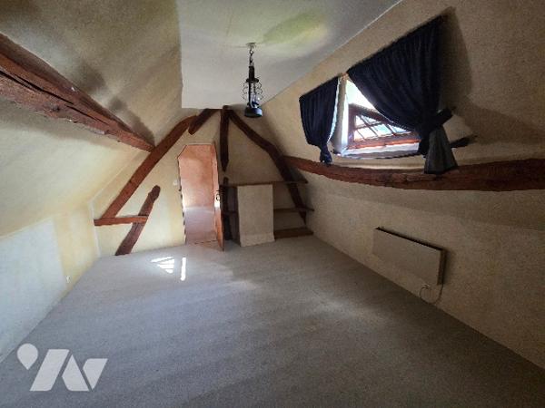 A 5KMS D'YVETOT maison de village d'~92m², sur terrain d'~455m². 3 chambres.
