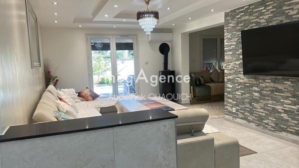 Maison à SAINT-GILLES, 30800 - 5 pièces 125m²