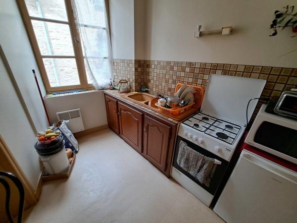 Immeuble à vendre 223 600 € Saint-Yrieix-la-Perche 203 m² DPE E
