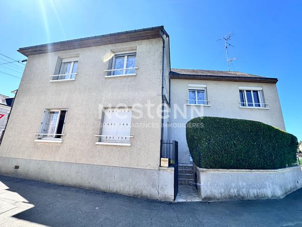 Vente jolie maison familiale hyper centre de 171.79 m² avec 4 chambres et bureau à Château-du-Loir (72500)