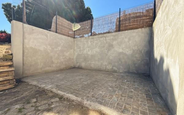 Maison à vendre    2 pièces •  Saulx-les-Chartreux
