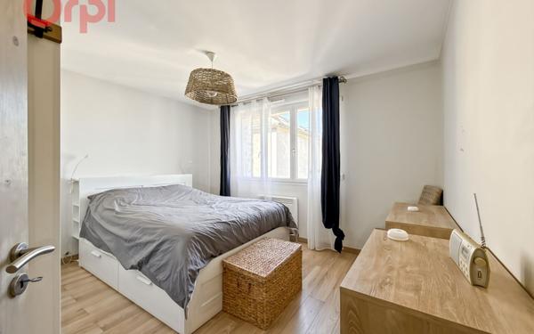 Maison à vendre    2 pièces •  Saulx-les-Chartreux