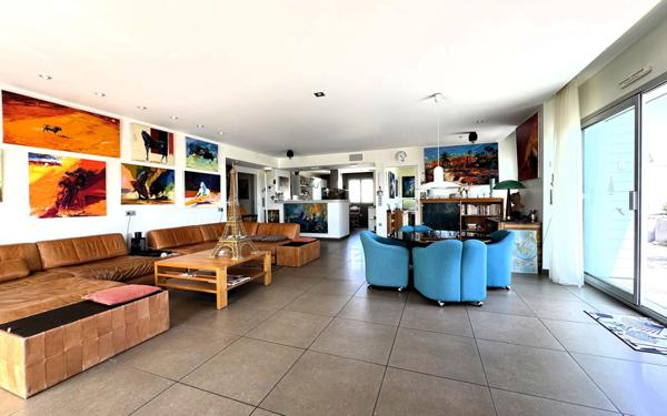 Appartement à vendre    4 pièces • 155,83 m2 La Rochelle