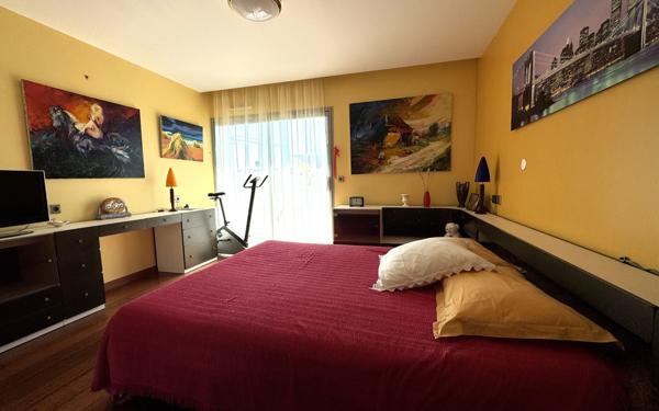 Appartement à vendre    4 pièces • 155,83 m2 La Rochelle