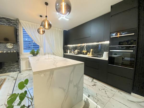 Saint-Étienne (42100) Appartement T3 de 86m² entièrement refait à neuf - Rue des Docteurs Charcot