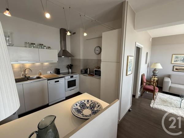 Appartement F3 à vendre  3 pièces - 70 m 2   AGON COUTAINVILLE  - 50