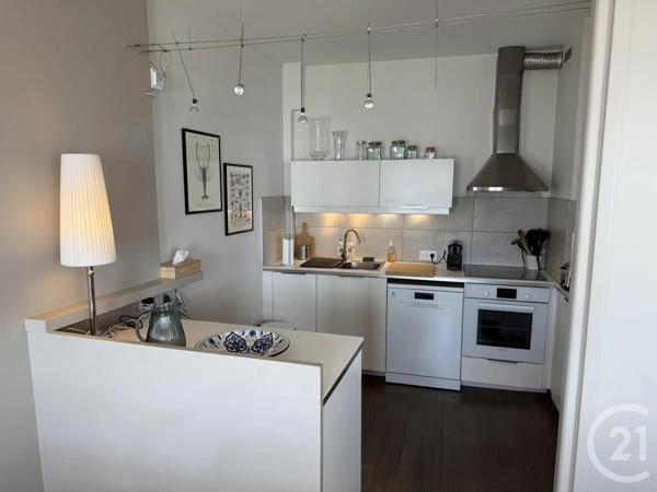 Appartement F3 à vendre  3 pièces - 70 m 2   AGON COUTAINVILLE  - 50