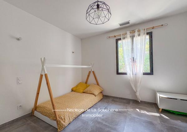 Fuveau – Maison récente T4 avec jardin et garage – Village à pied