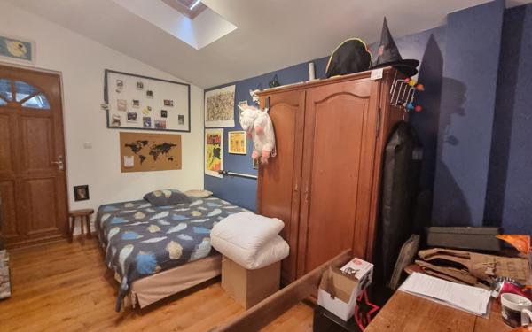 Appartement à vendre    6 pièces • 138 m2 Fontaines-sur-Saône