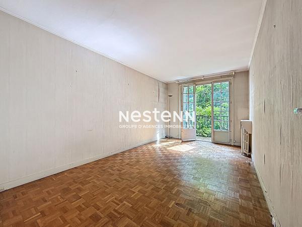 ISSY LES MOULINEAUX - Maison 9 pièces avec 5 chambres jardin piscine