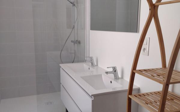 Maison à louer    4 pièces •  Laurac-en-Vivarais