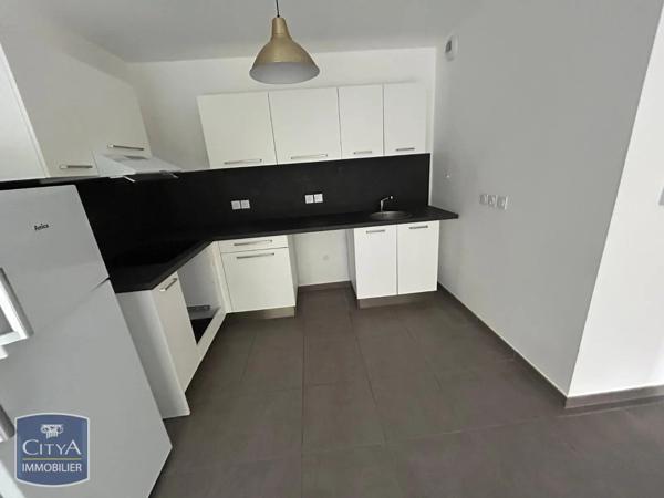 Appartement à louer 2 pièces 45.3m² Neydens (74160)