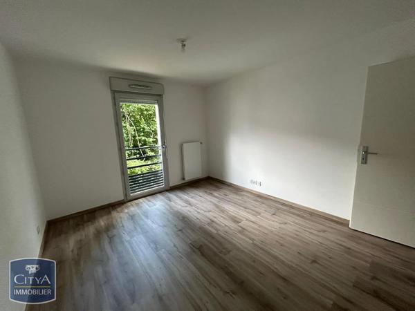 Appartement à louer 2 pièces 45.3m² Neydens (74160)