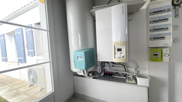 Maison
         5 pièces
        - 110 m² Exclusivité 416 000 €*