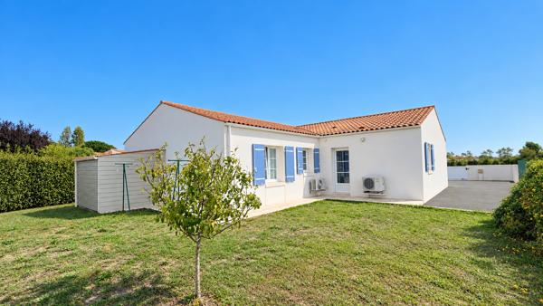 Maison
         5 pièces
        - 110 m² Exclusivité 416 000 €*