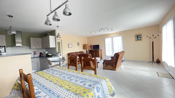 Maison
         5 pièces
        - 110 m² Exclusivité 416 000 €*
