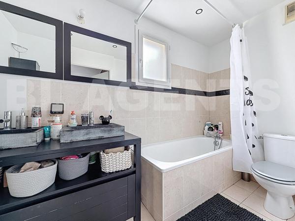 Chessy Bourg – Maison d’environ 110m2 – 4 chambres – Jardin - Garage