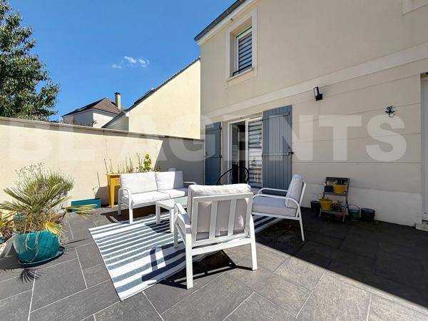 Chessy Bourg – Maison d’environ 110m2 – 4 chambres – Jardin - Garage