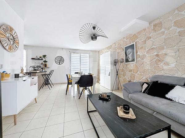 Chessy Bourg – Maison d’environ 110m2 – 4 chambres – Jardin - Garage