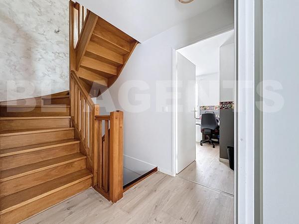 Chessy Bourg – Maison d’environ 110m2 – 4 chambres – Jardin - Garage