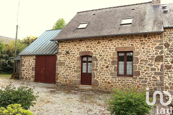 Maison rustique 4 pièces de 90 m² à Chantrigné (53300)