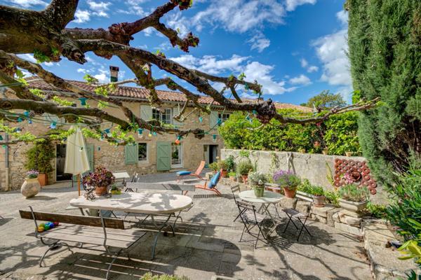 Vente Maison de luxe Aix-en-Provence 12 Pièces 1300 m²