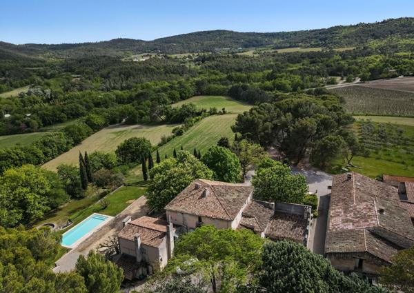 Vente Maison de luxe Aix-en-Provence 12 Pièces 1300 m²