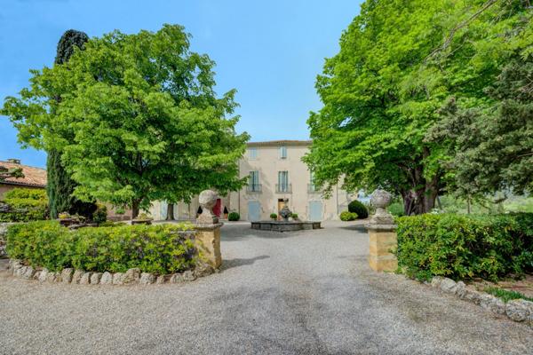 Vente Maison de luxe Aix-en-Provence 12 Pièces 1300 m²