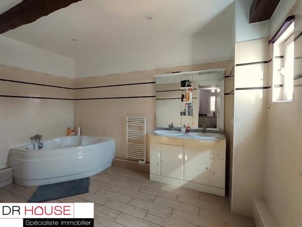 Maison à vendre 5 pièces de 121 m²