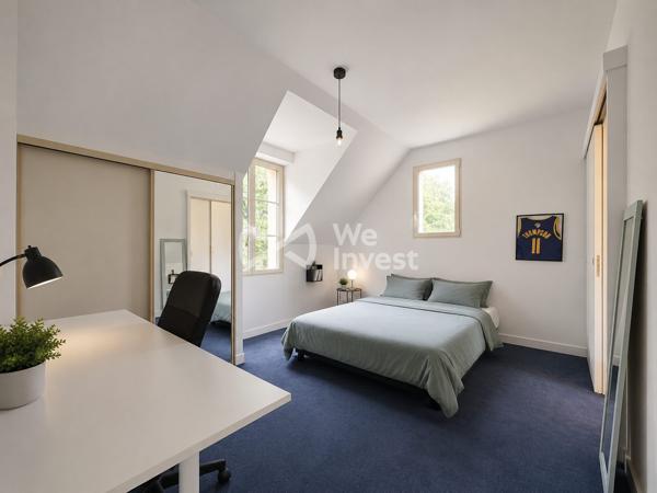 Villa familiale d'exception – 217 m², parc arboré de 5 010 m², piscine, jacuzzi et sauna, à 5 minutes du centre de Laval