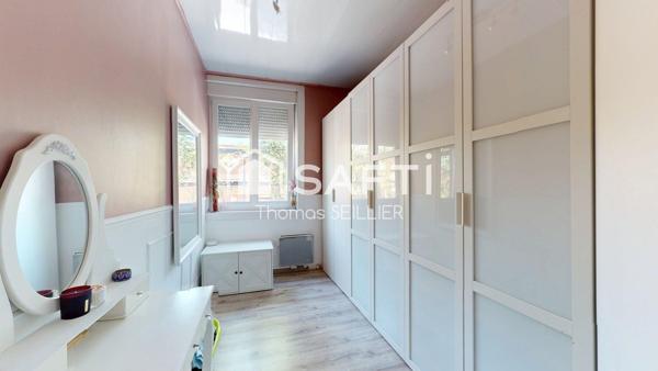 ROUBAIX – MAISON 1930 RÉNOVÉE, 3 CHAMBRES, BUREAU ET JARDIN DE 150 M²