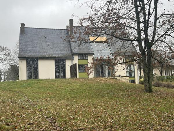 À vendre - Maison individuelle, 7 pièces située à Rochecorbon (37210)