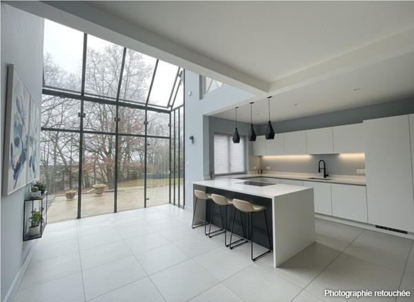 À vendre - Maison individuelle, 7 pièces située à Rochecorbon (37210)