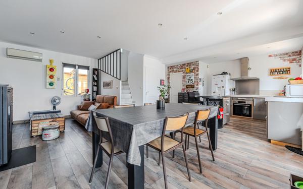 Maison à vendre    4 pièces • 78,42 m2 Bellegarde