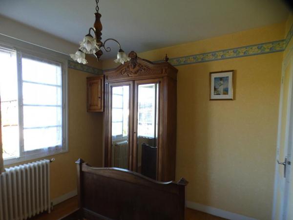 Maison Terrasson Lavilledieu 3 chambres garge et jardin