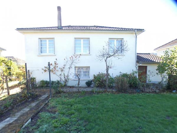 Maison Terrasson Lavilledieu 3 chambres garge et jardin