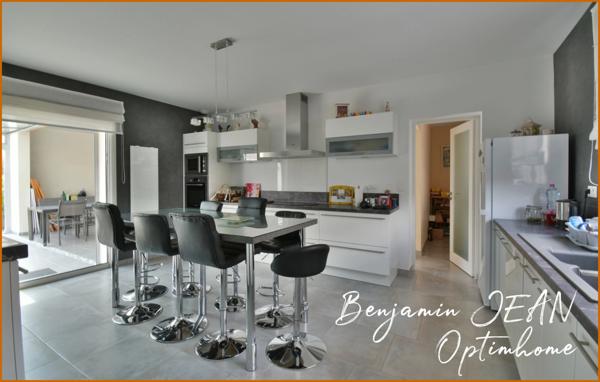 Maison 170m² + véranda 20m² + garage/buanderie 26m²