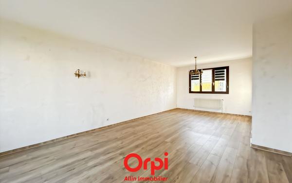 Maison à vendre    4 pièces •  Domérat