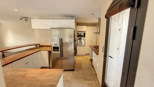 Le Castellet Maison de 4 pièces de 113 m² sur terrain de 5660 m²