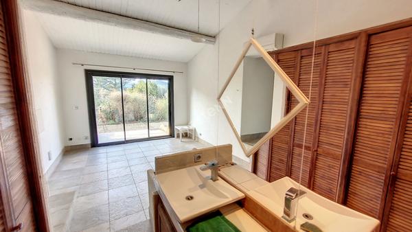 Le Castellet Maison de 4 pièces de 113 m² sur terrain de 5660 m²