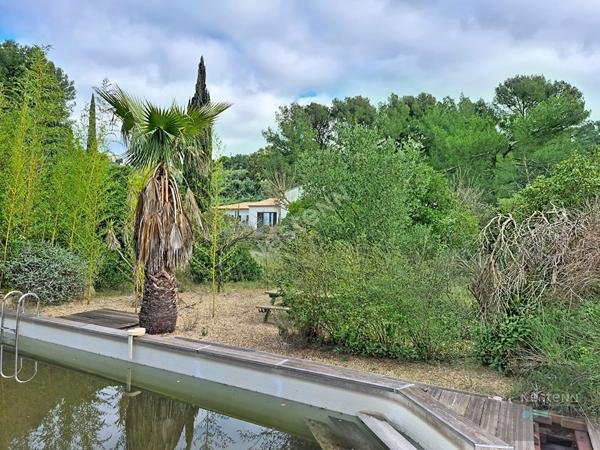 Le Castellet Maison de 4 pièces de 113 m² sur terrain de 5660 m²