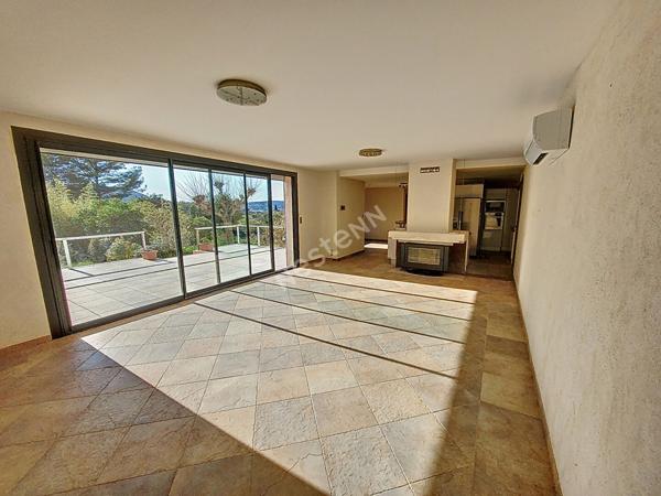 Le Castellet Maison de 4 pièces de 113 m² sur terrain de 5660 m²