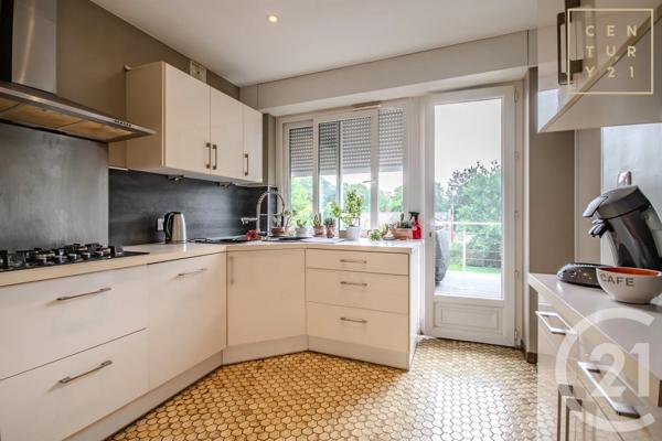 Maison à vendre  6 pièces - 97 m 2   ROUSIES  - 59
