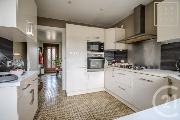 Maison à vendre  6 pièces - 97 m 2   ROUSIES  - 59