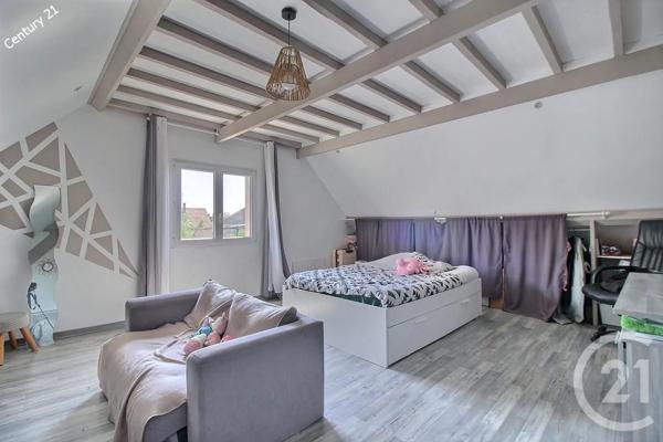 Maison à vendre  5 pièces - 107 m 2   CHATEAU THIERRY  - 02