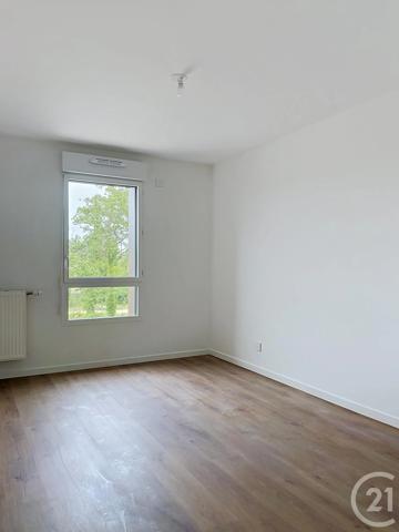 Appartement F3 à vendre  3 pièces - 69,54 m 2   COMPIEGNE  - 60