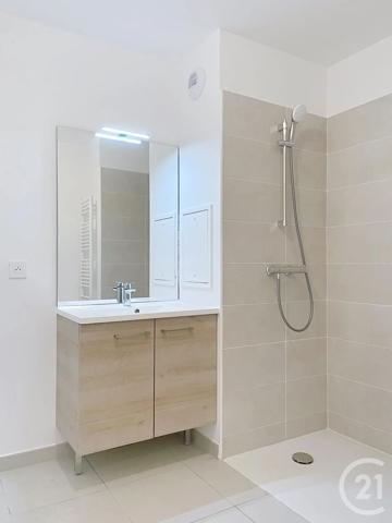 Appartement F3 à vendre  3 pièces - 69,54 m 2   COMPIEGNE  - 60