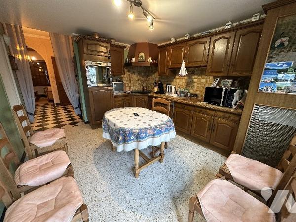 MAISON - GARAGE - JARDIN - PROCHE CENTRE-VILLE